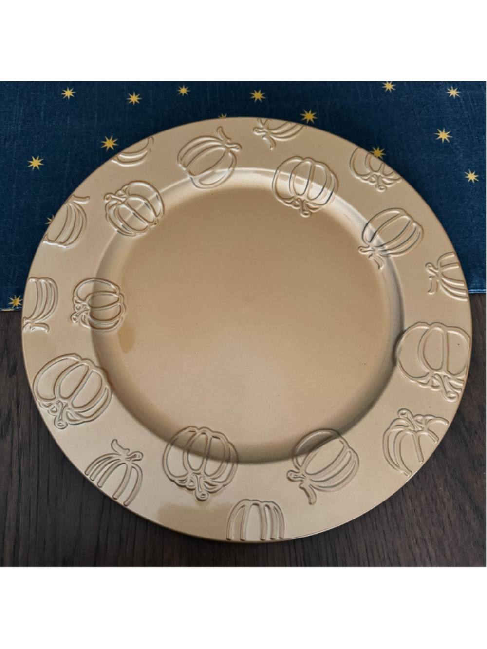 Embossed Pumpkin Fall Charger Plate – 13”